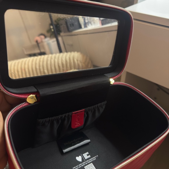 Yves Saint Laurent Quilted Red Leather Cosmetic Case with Gold Hardware - Picture 5 of 9